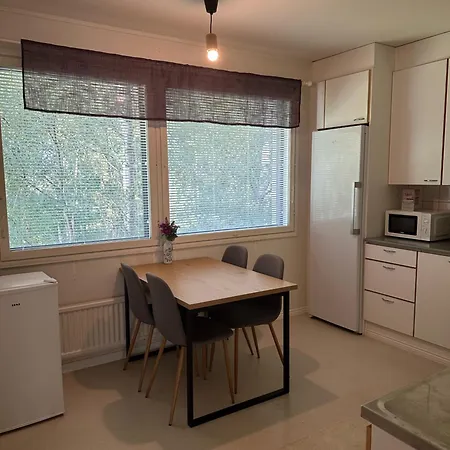 Hostel400kokkola Kolmio Hollihaka شقة